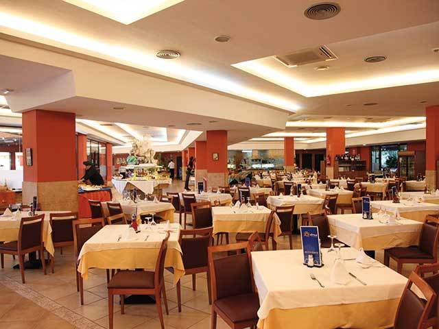 Hotel Ohtels Vila Romana Salou Esterno foto